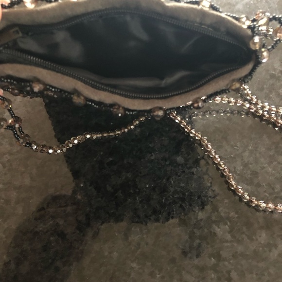 Beaded small crossbody evening Bag olive green - Picture 8 of 8